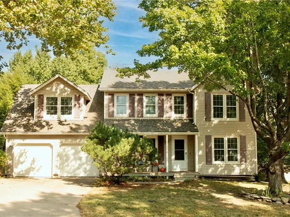 15800 W 125th Ter, Olathe, KS 66062
