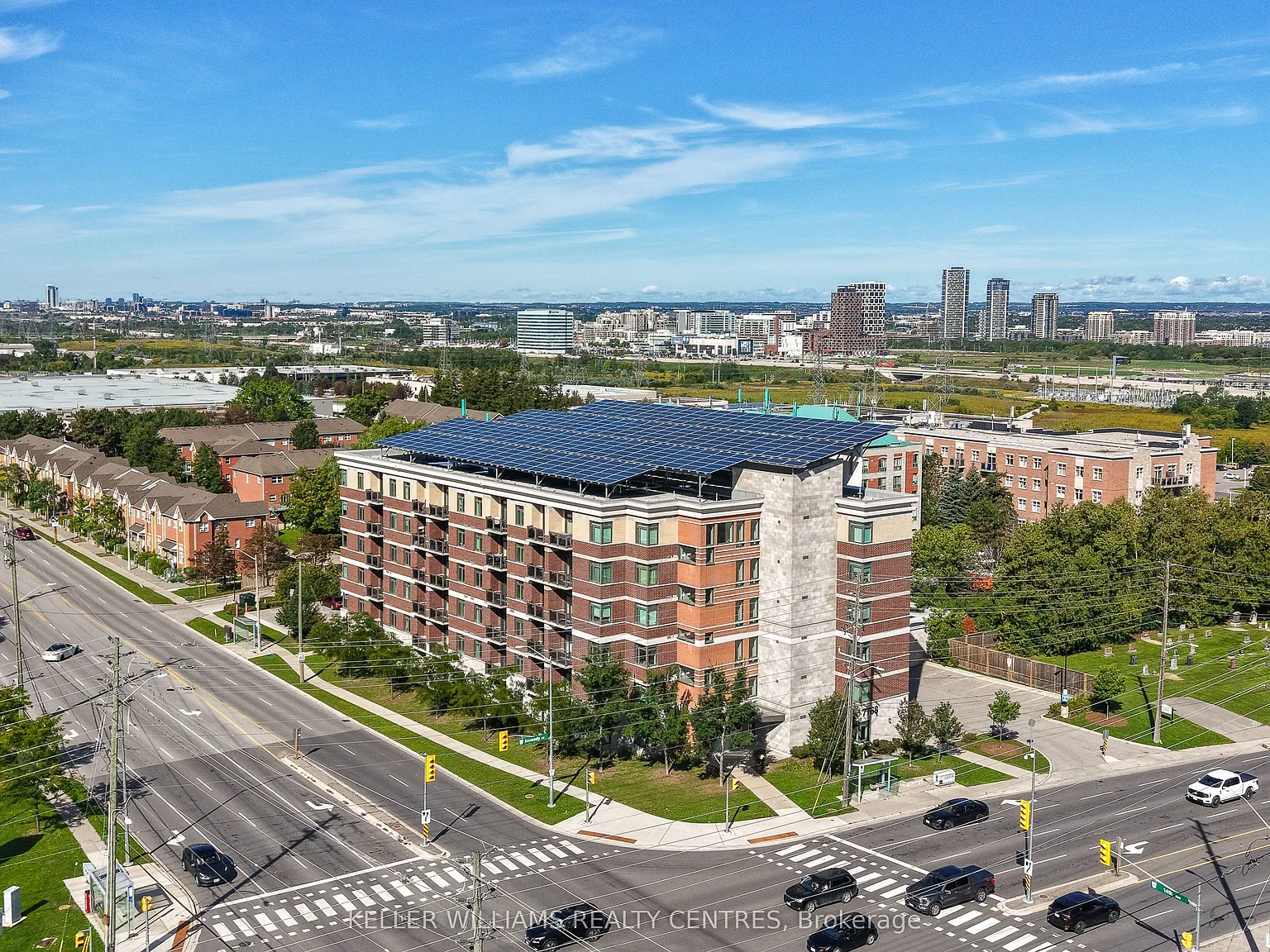 GreenLife Midtown Markham — Photo 4