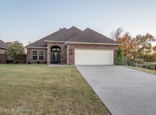 4709 Willowridge Way, Rogers, AR 72758