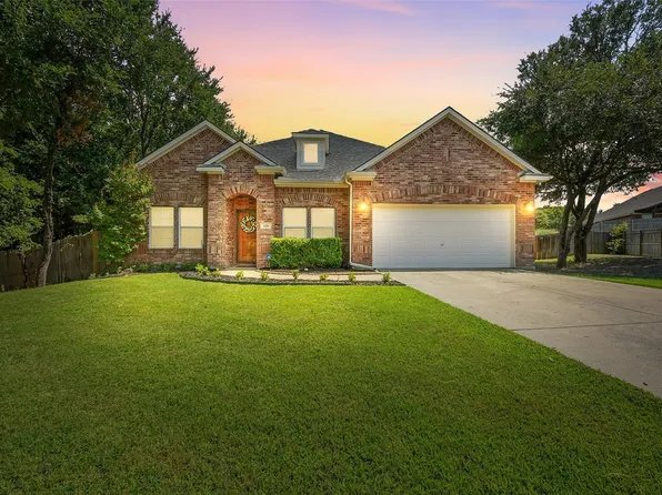 620 Knollwood Trail Ct, Oak Pt, TX 75068