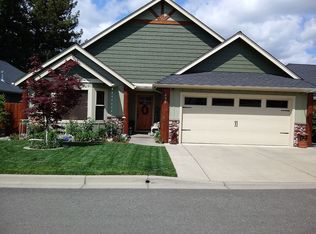 438 SE Cadet Ct, Grants Pass, OR 97527