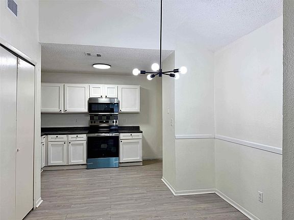 4th image of 23215 Tree House Ln