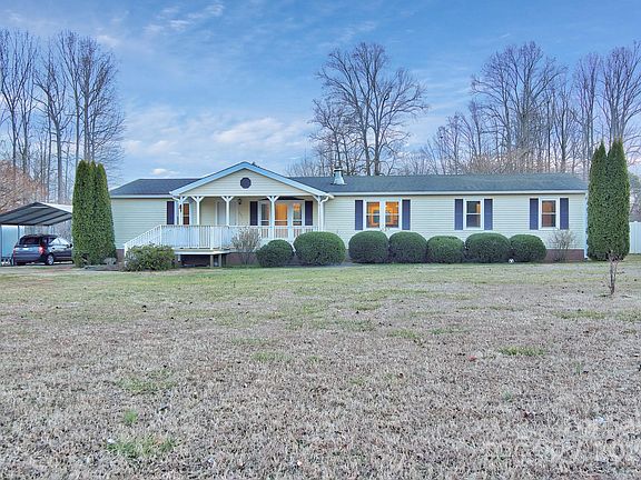 4th image of 245 Knoll View Dr