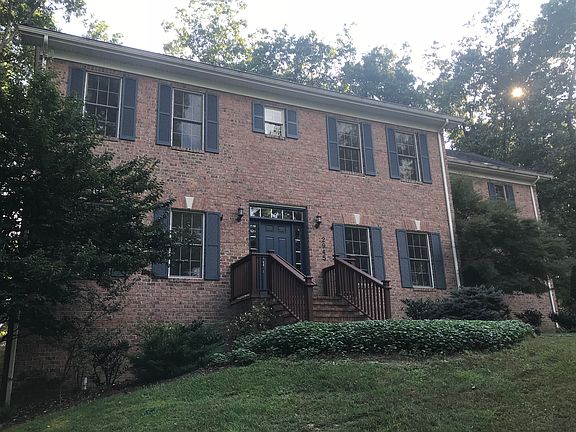 2nd image of 2945 Mill Wood Ln