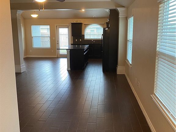 2nd image of 7401 Russ Ln