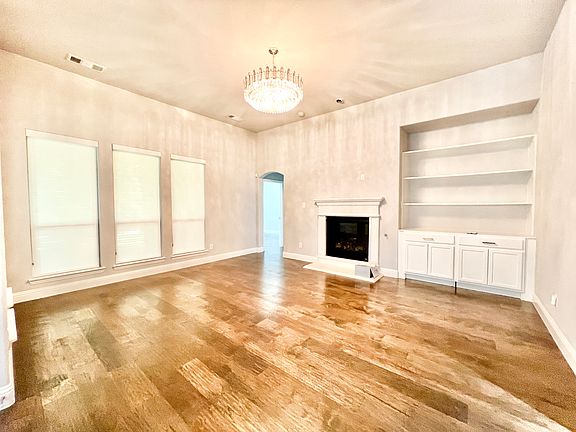 5th image of 1756 Bluebird Ct