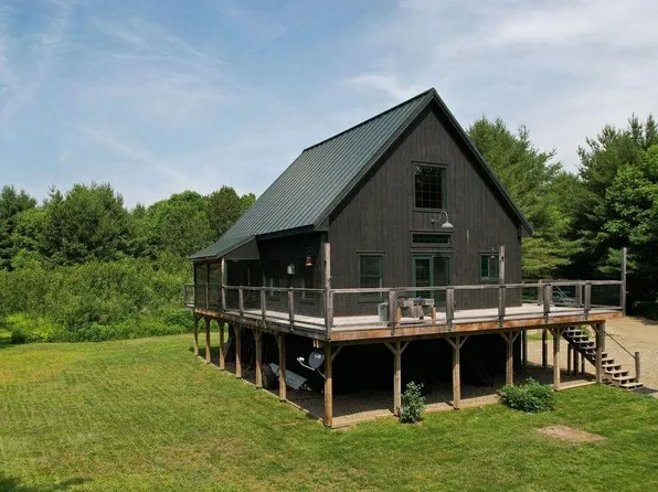 59 Elvins Way, Kingfield, ME 04947