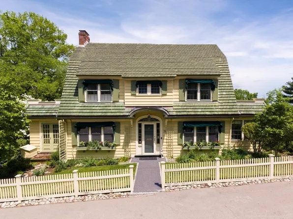 20 Moss Hill Rd, Jamaica Plain, MA 02130