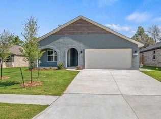 20051 Park Ln, Harrah, OK 73045