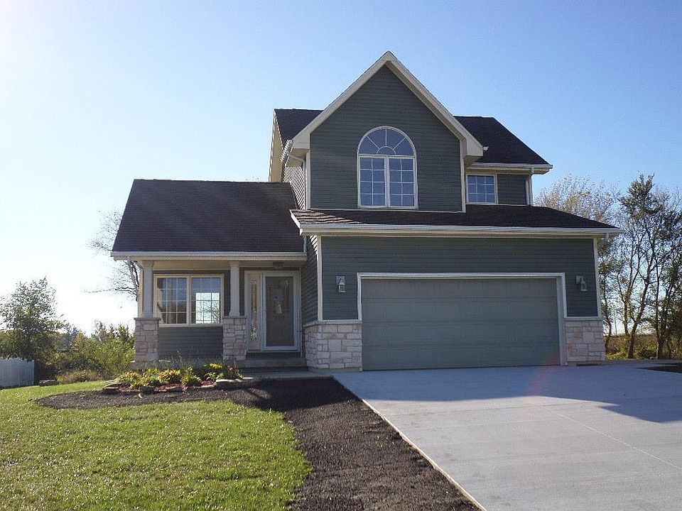 1st image of 209 Greenbush Dr