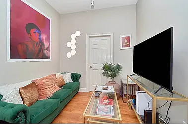 Rented by Living New York