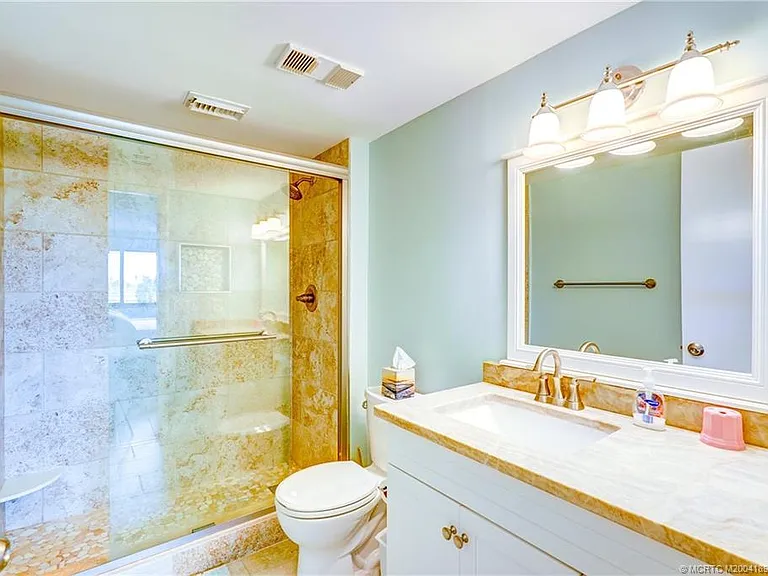 40 NE Plantation Rd #209 — Photo 22