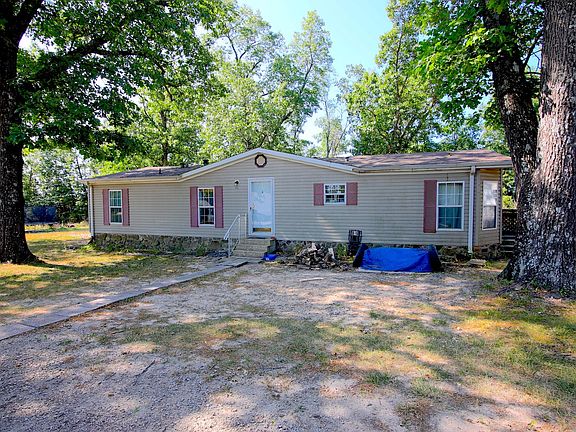 2nd image of 280 Janice St