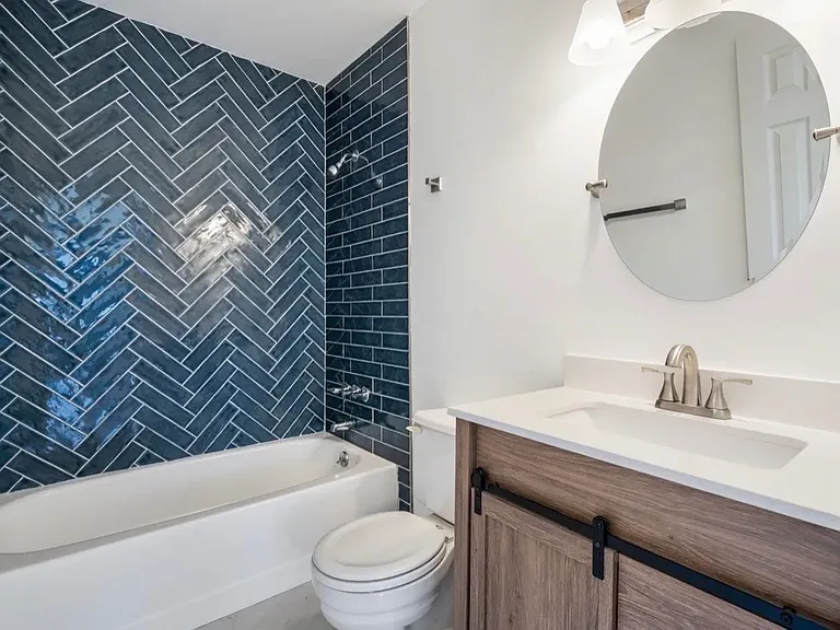 1221 Whispering Hills Dr — Photo 13