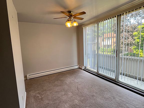 3rd image of 100 E Glenolden Ave APT O11