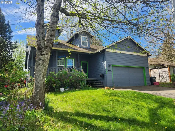 1106 NW 8th St, Gresham, OR 97030