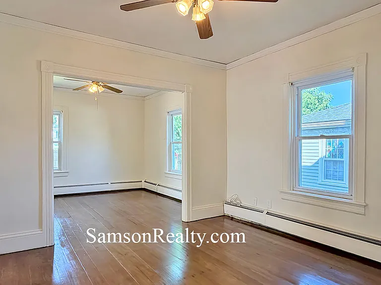 164 Morris Ave — Photo 6