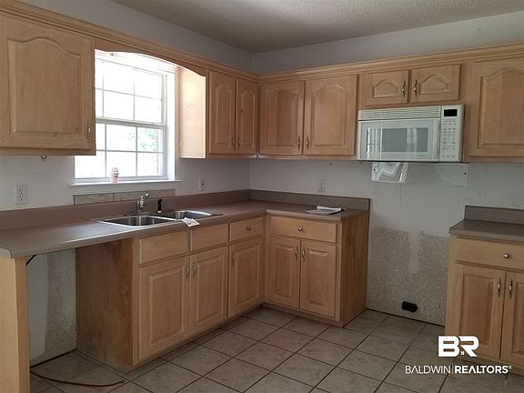 5th image of 8640 Whittington Dr