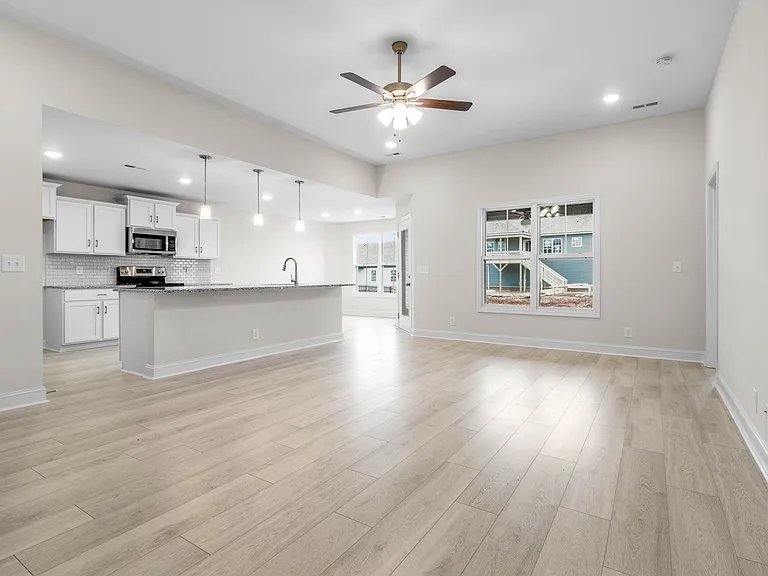 2628 Rafiki Dr — Photo 9