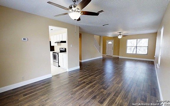 4th image of 11610 Emerald Pecan Dr