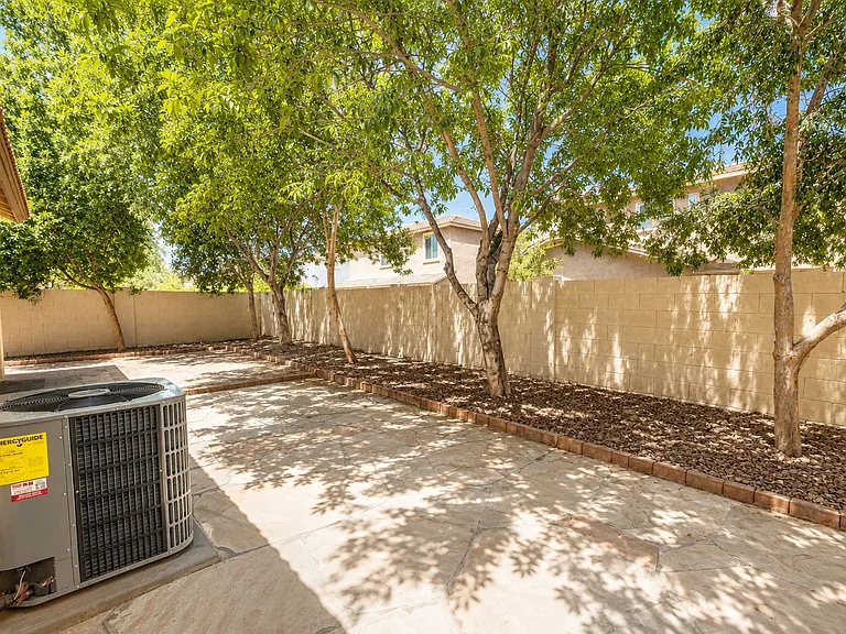 4172 E Santa Fe Ln — Photo 33