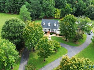 2030 Shadow Creek Ct, Powhatan, VA 23139