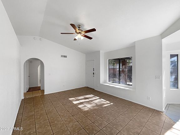 3rd image of 8520 W PALM Lane #1013