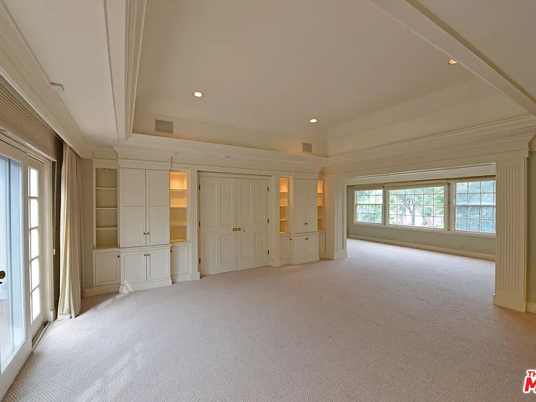 321 Dalehurst Ave — Photo 8
