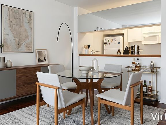 2nd image of 2373 Broadway APT 1026