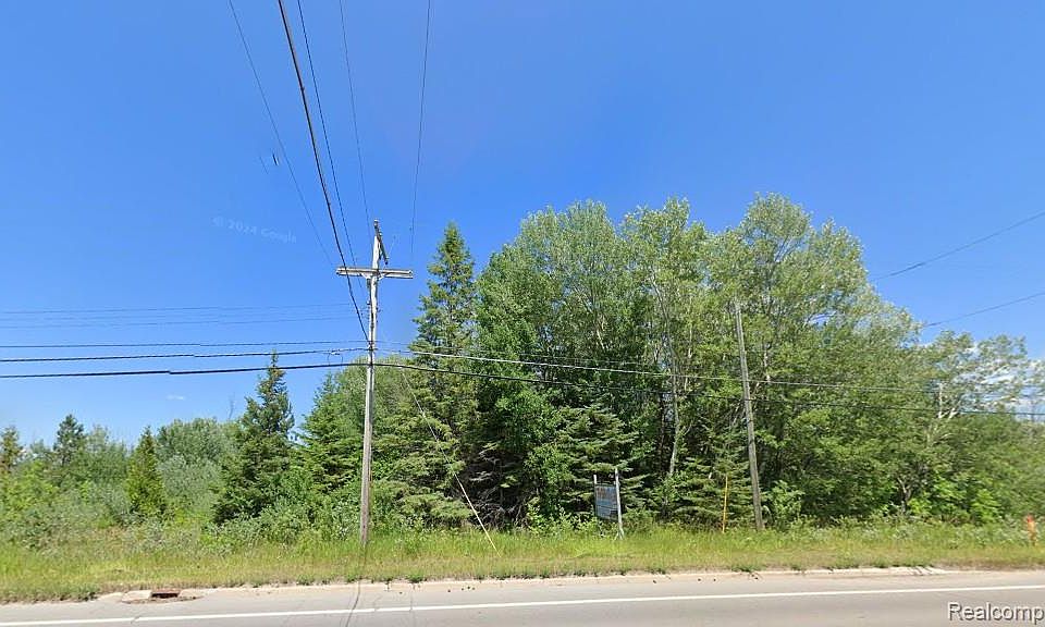 2nd image of 1346 Mackinaw Ave
