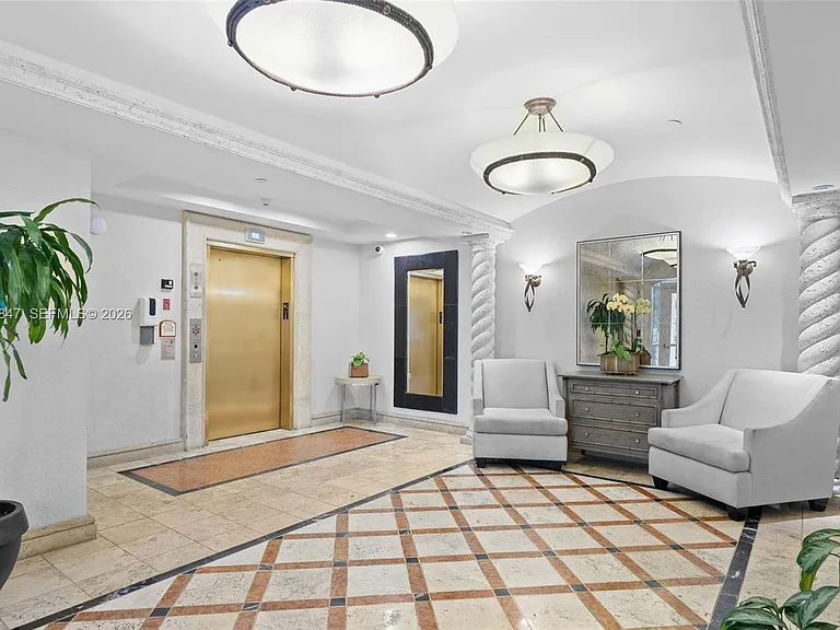 731 Crandon Blvd #308 — Photo 32