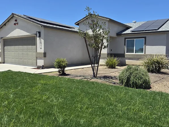 1474 Mission Dr, Los Banos, CA 93635