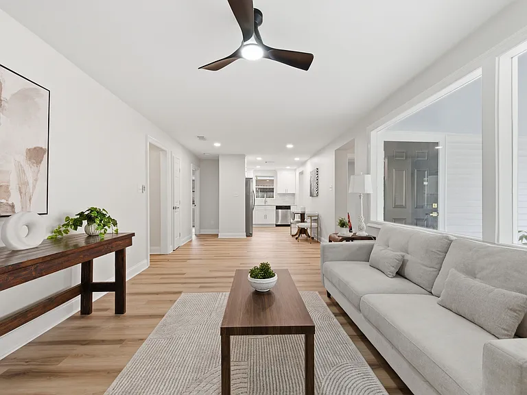 110 Jules Ave — Photo 8