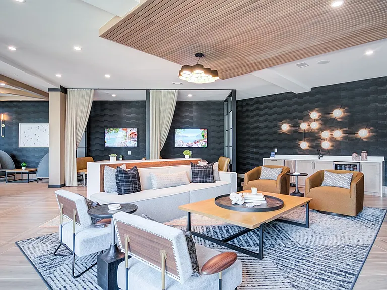 The Collier Sugar Hill Luxury Apartments — Photo 19