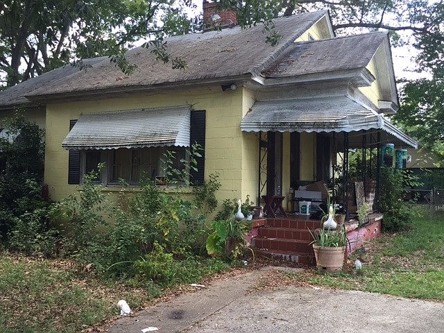 2nd image of 107 Scruggs Ave
