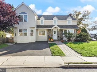 321 Canterbury Rd, Havertown, PA 19083