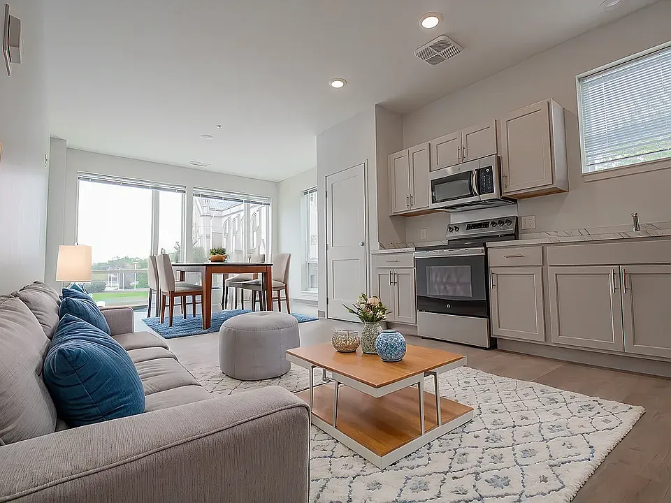 Cathedral Arts Apartments