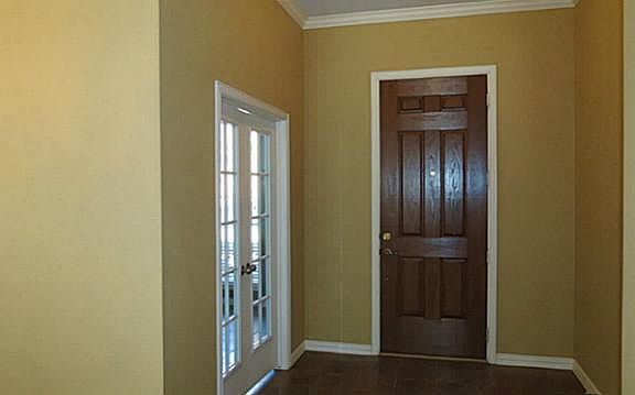 3rd image of 1037 Metalmark Ct