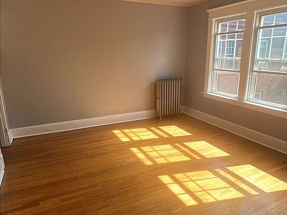 3rd image of 182 Elm St #12