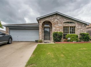 10209 Sunset View Dr, Fort Worth, TX 76108