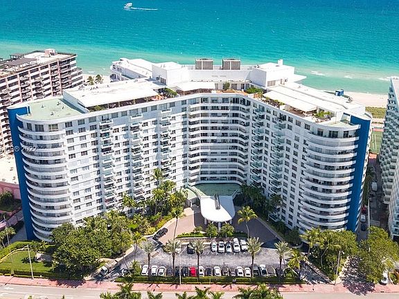 4th image of 5161 Collins Ave APT 306