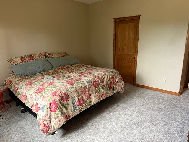 1121 Regency Ct — Photo 7