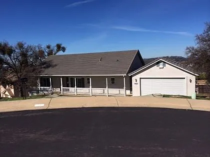 32 Woodpecker Ct photo 1