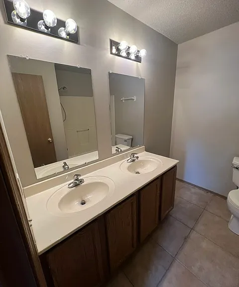 1205 N Wesleyan Ct #1205 — Photo 9