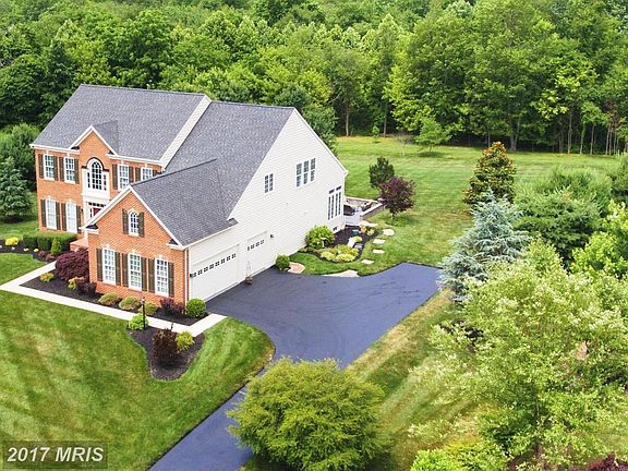 2nd image of 1509 Willowdale Dr