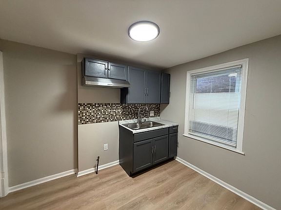 5th image of 8345 S Hamilton Ave