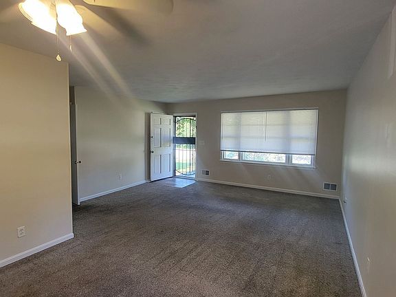 2nd image of 6101 Shadow Run Rd