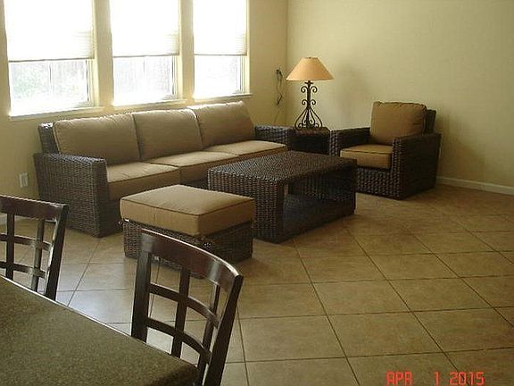 3rd image of 2732 Nicolson Cir