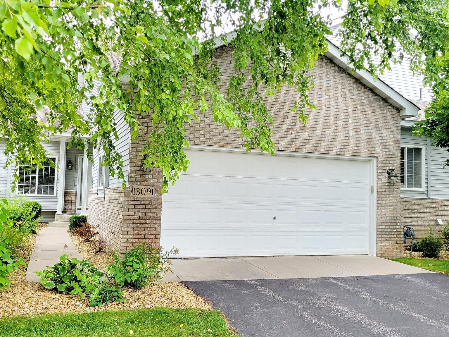 13091 Echo Ln, Apple Valley, MN 55124 MLS 6401024 Zillow