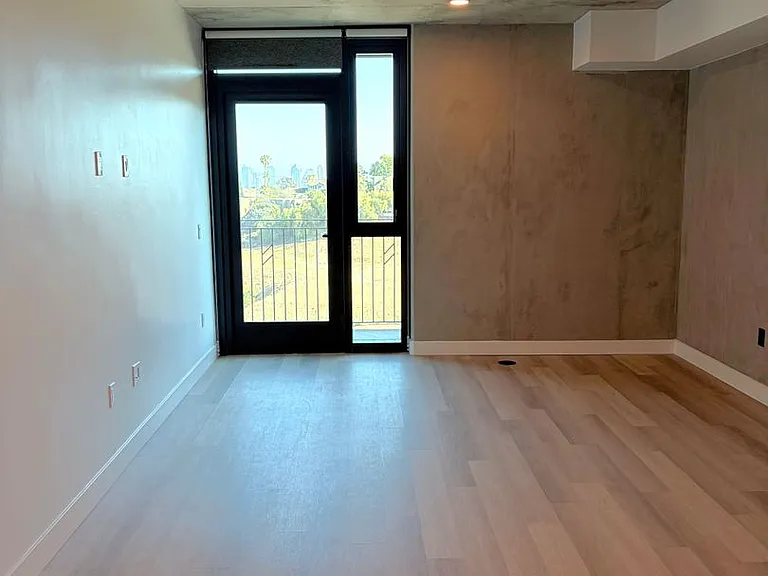 Rainford Apartments — Photo 63